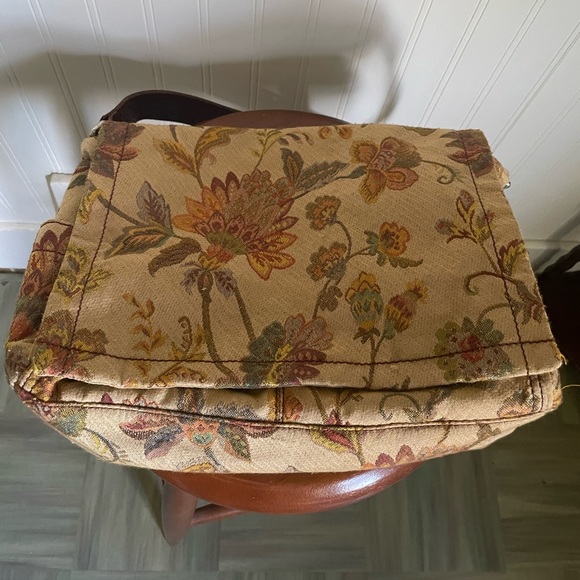 Fossil brand purse - Picture 2 of 3